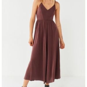 Cross back V Neck Jumpsuit